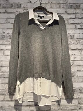 Adrianna Papell Gray V-Neck Layered Sweater with White Shirt accent XL top